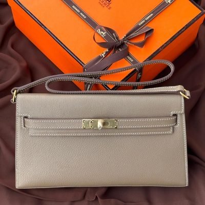 Hermes Kelly Wallet etoupe