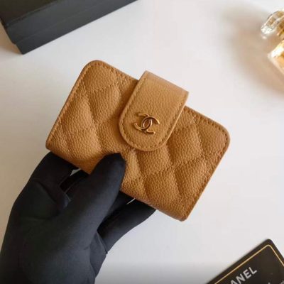 chanel gusset card holder
