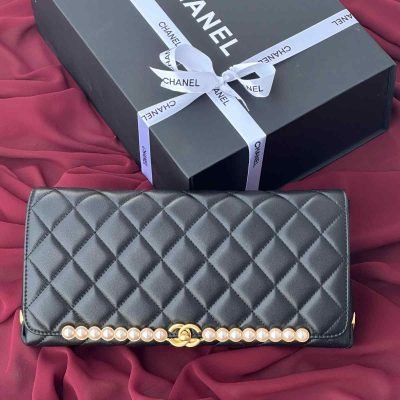 Chanel pearl clutch Ash Black