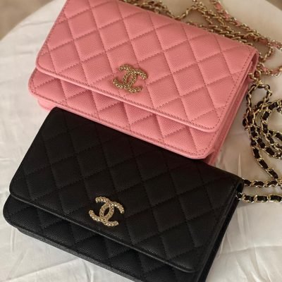 Chanel caviar flap wallet on chain