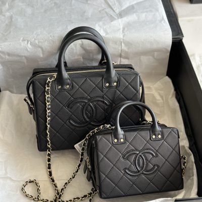 Chanel cc Studded square vanity bag black Chanel cc Studded square vanity bag black