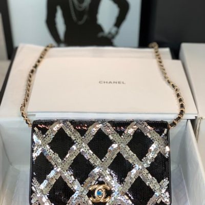 chanel sequin small black evening clutch in chain