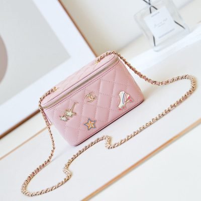 Chanel chain shoulder vanity case pink 17 cm