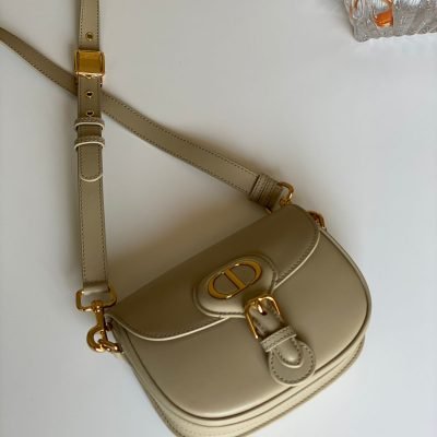 dior small bobby bag beige