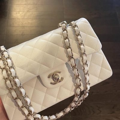 Chanel classic small flap white Chanel classic small flap white