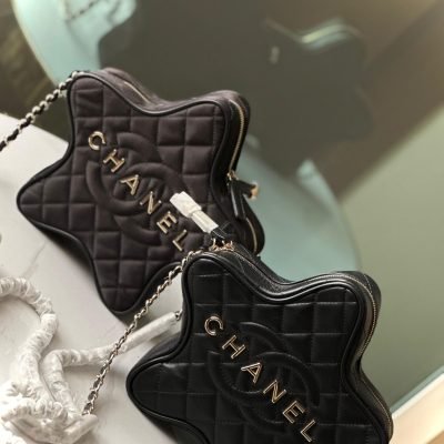 Chanel Star Bag black