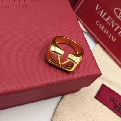 WhatsApp Image 2024-12-11 at 10.00.18_860f4b52