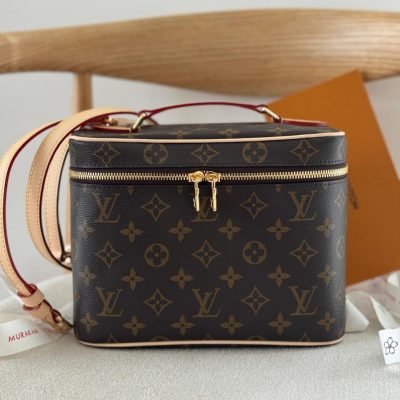 LV Nice BB Vanity Case