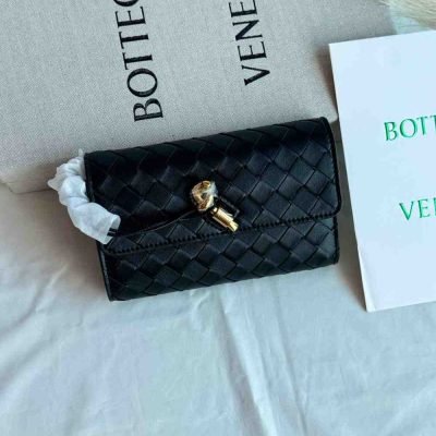 bottega veneta clutch mini black colour