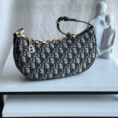 dior oblique cd lounge bag mastercopy