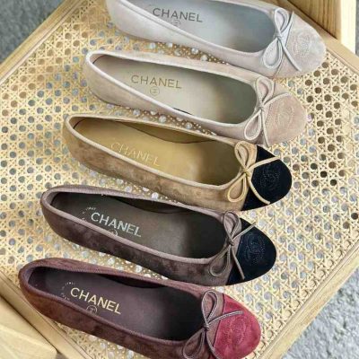Chanel round toe ballet flats